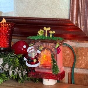 Vintage 1994 Festive Santa Fireplace Night Light